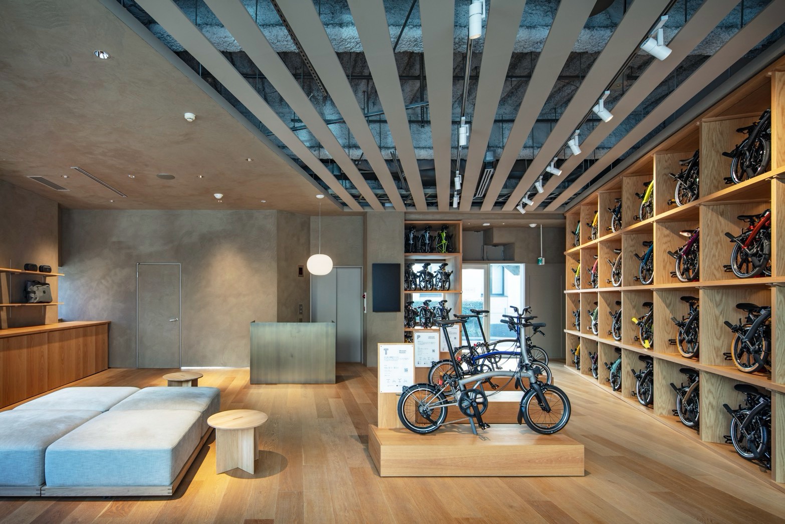 LINE_ALBUM_BROMPTON TOKYO_260903_5